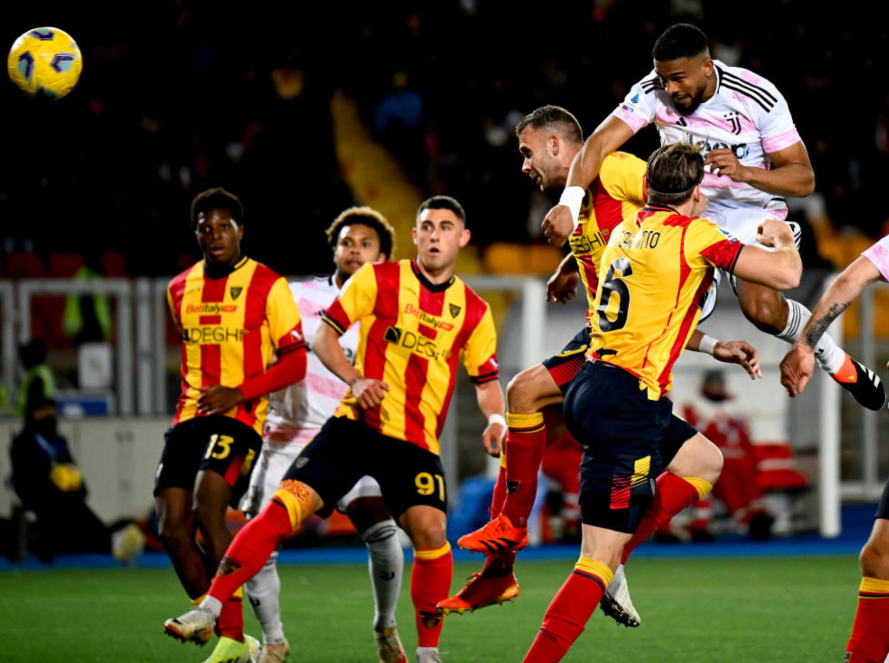 葡超冲刺阶段走向成谜，奥兰多魔术门线救险，引发热议，纪律约束更严格(2028申奥成功的国家)-开云娱乐