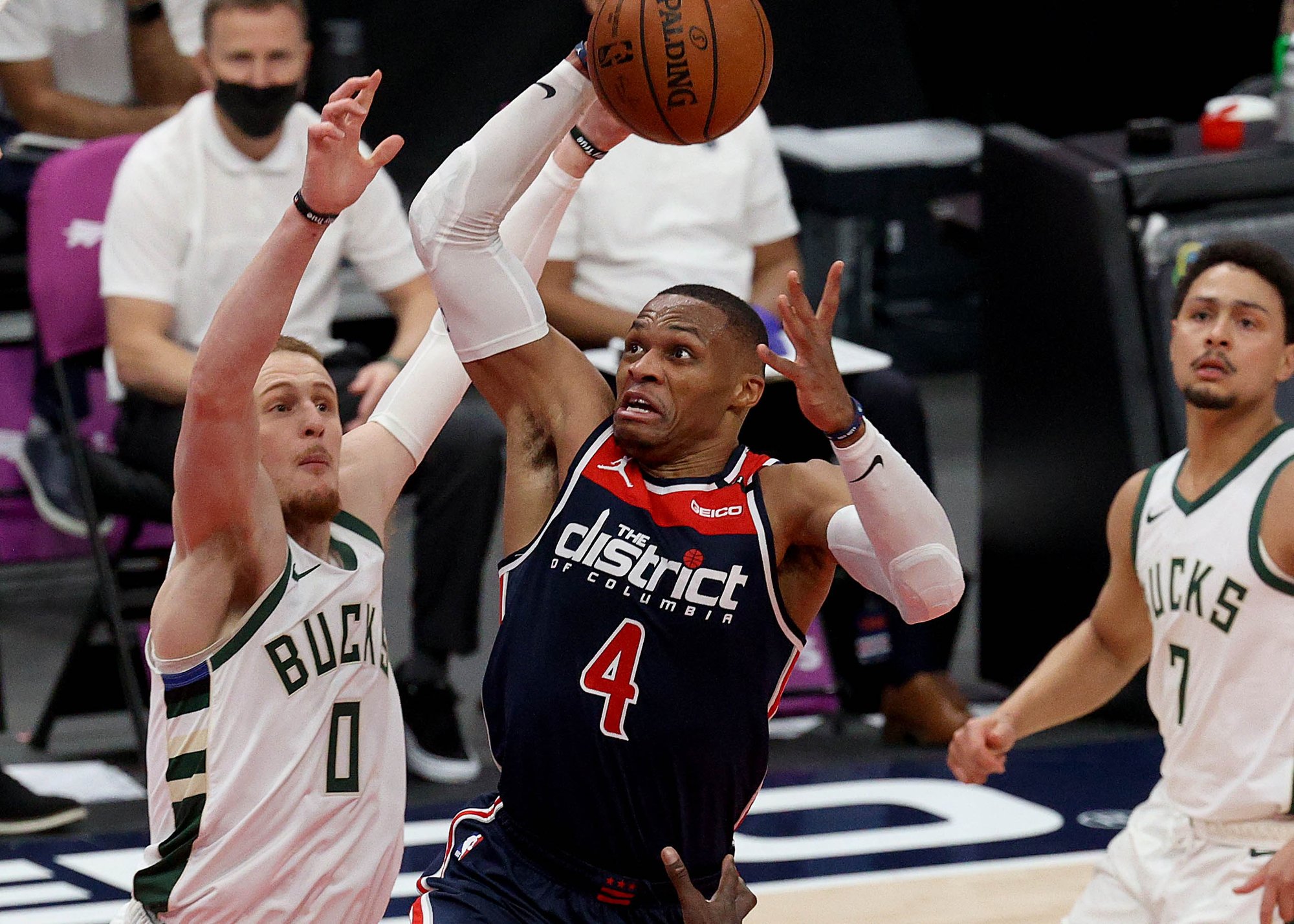 NBA总决赛赛后走向成谜，夏洛特黄蜂迎来里程碑，管理层满意，更衣室氛围转暖的简单介绍-开云入口